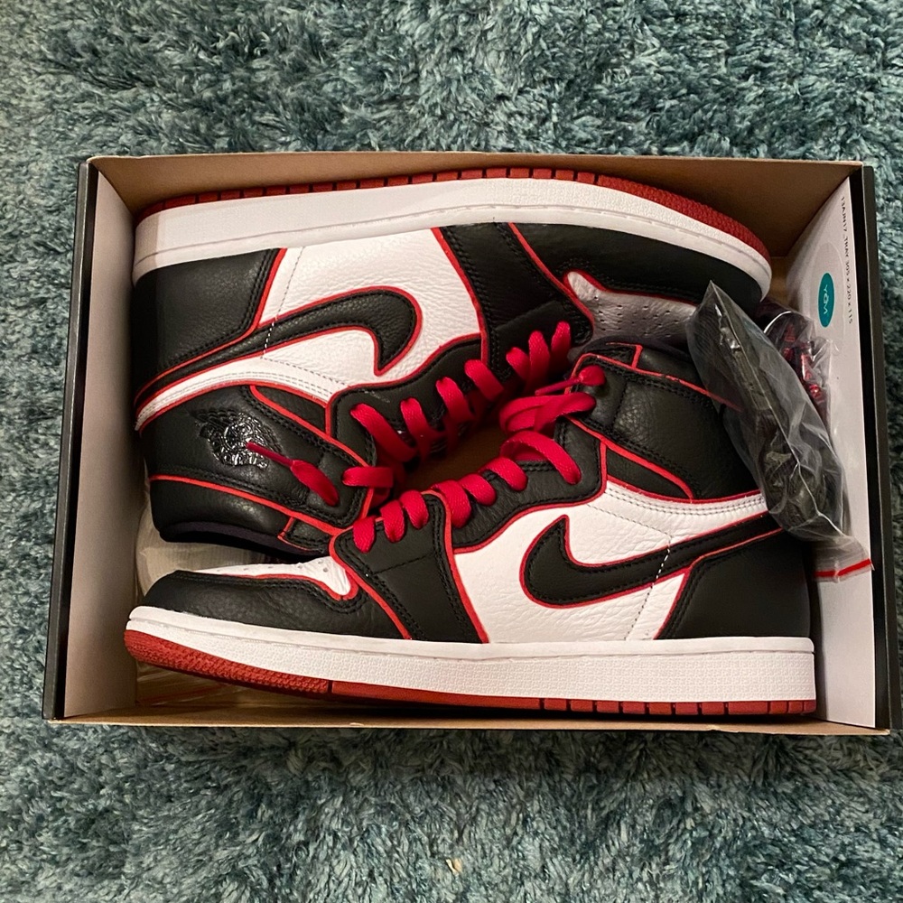 Jordan 1 Retro OG Bloodline